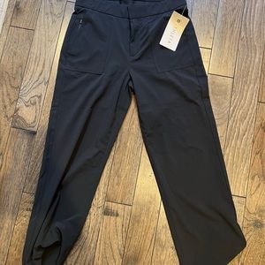 Athleta Black Tribeca Utility Crop NWT